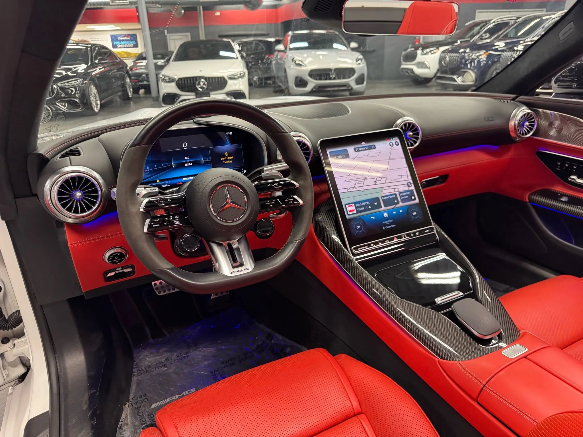 Used 2022 Mercedes-Benz SL 63 AMG SL 63 Touring Roadster 2D image 28