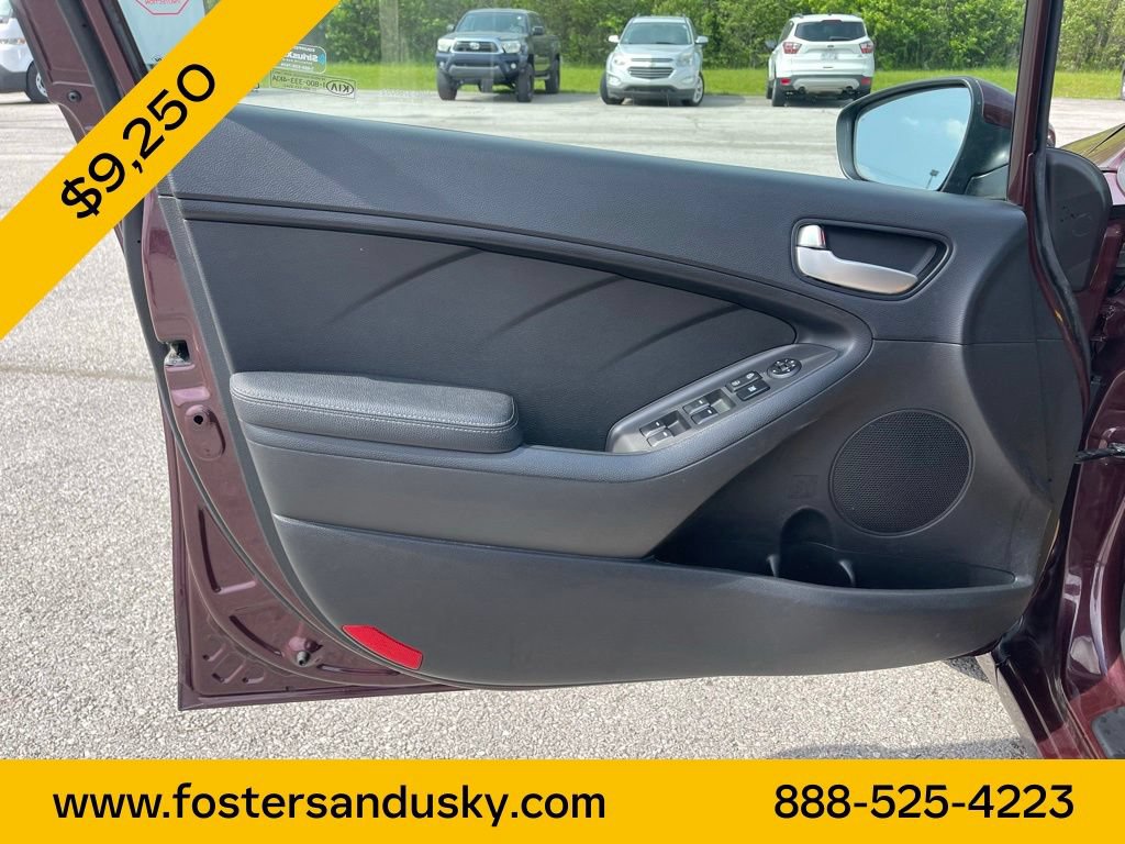 Used 2017 Kia Forte LX FWD image 14
