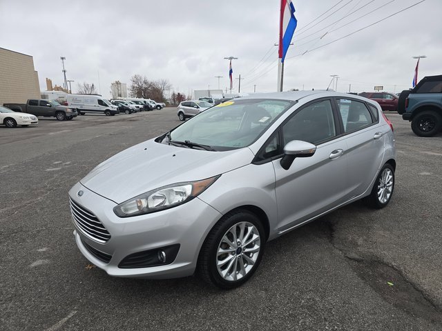 Used 2014 Ford Fiesta SE w/ Equipment Group 201A image 9