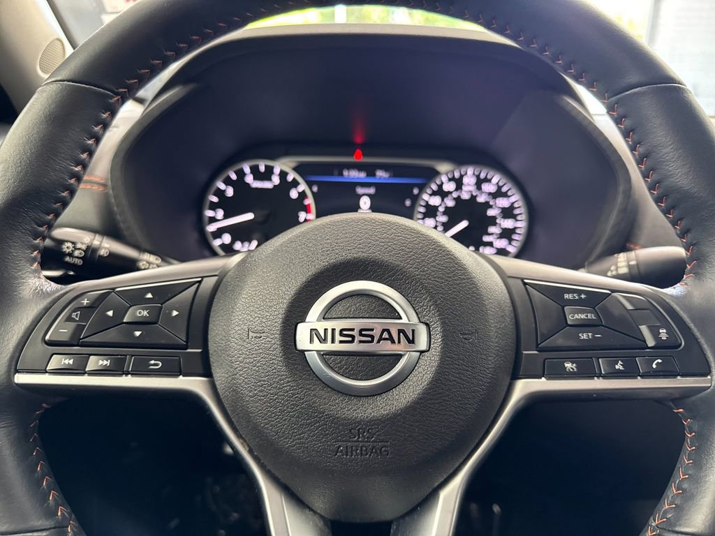 Used 2023 Nissan Sentra SR w/ Lighting Package FWD image 21
