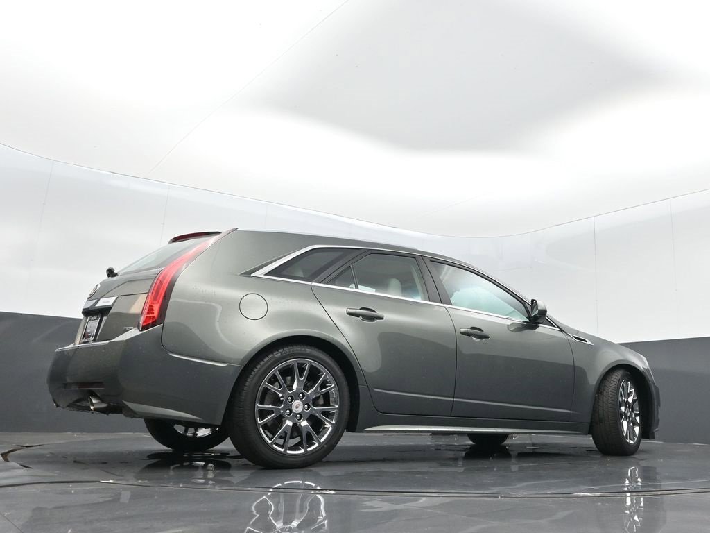 Used 2011 Cadillac CTS Premium image 32