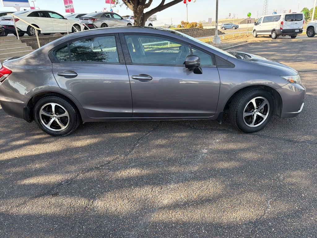 Used 2015 Honda Civic SE image 2