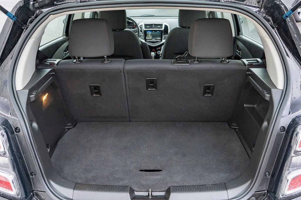 Used 2019 Chevrolet Sonic LT w/ Convenience Package image 17