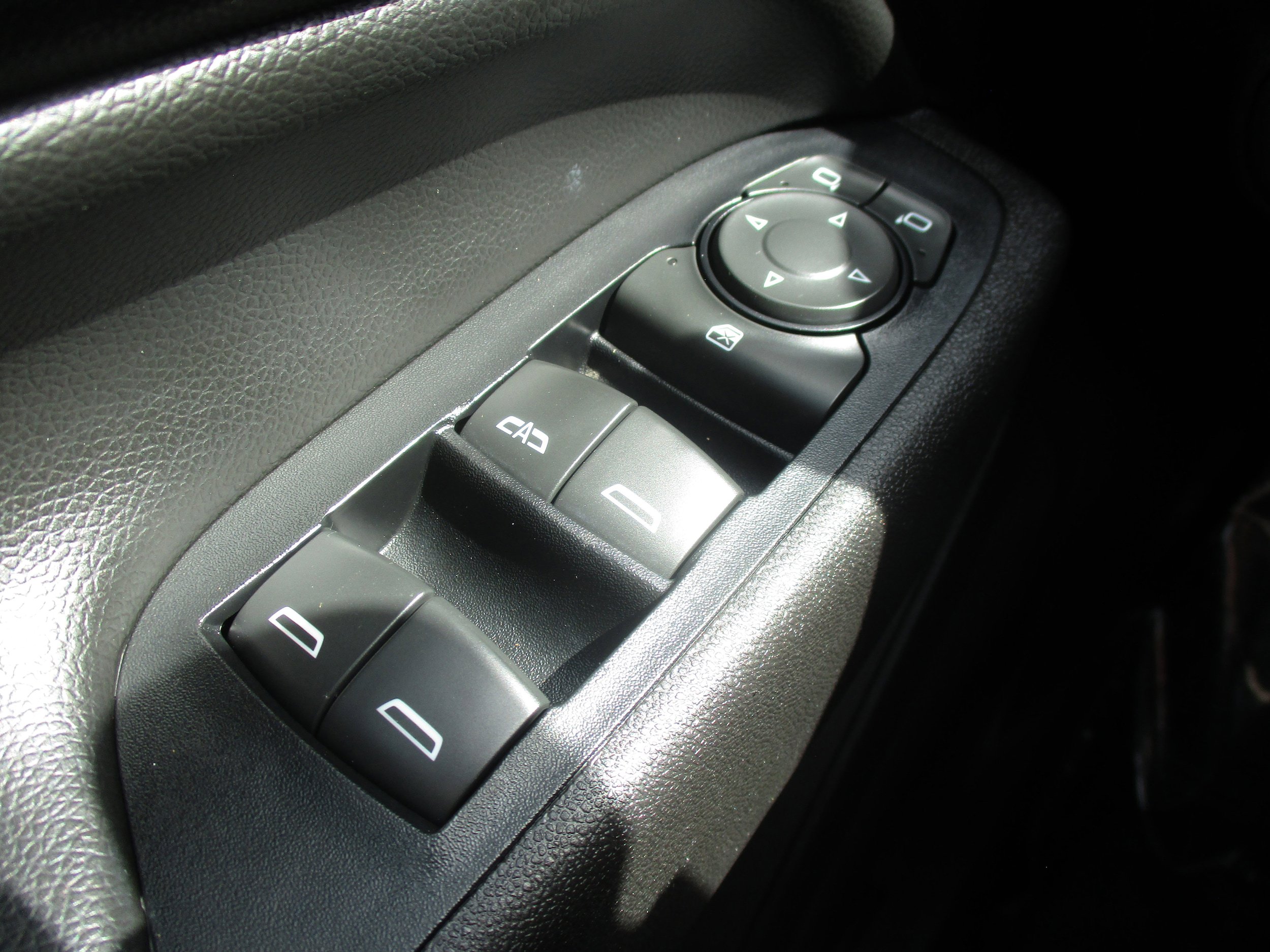 Used 2019 Chevrolet Equinox LT FWD image 28