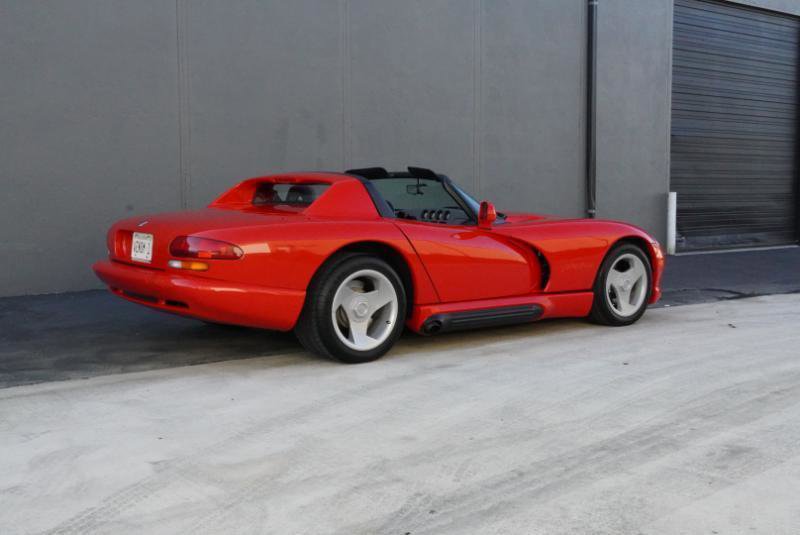 Used 1994 Dodge Viper RT/10 RWD image 10