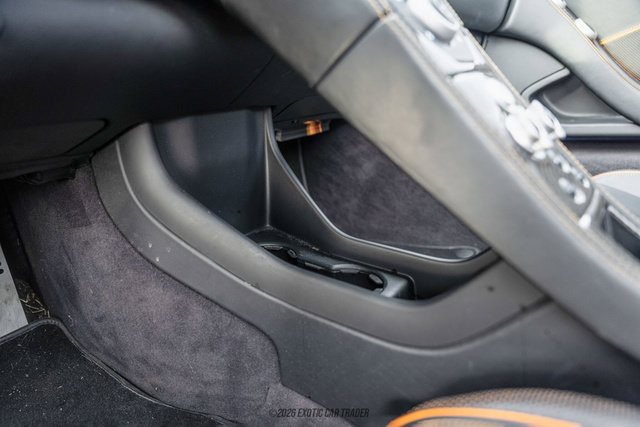 Used 2013 McLaren MP4-12C Spider RWD image 35
