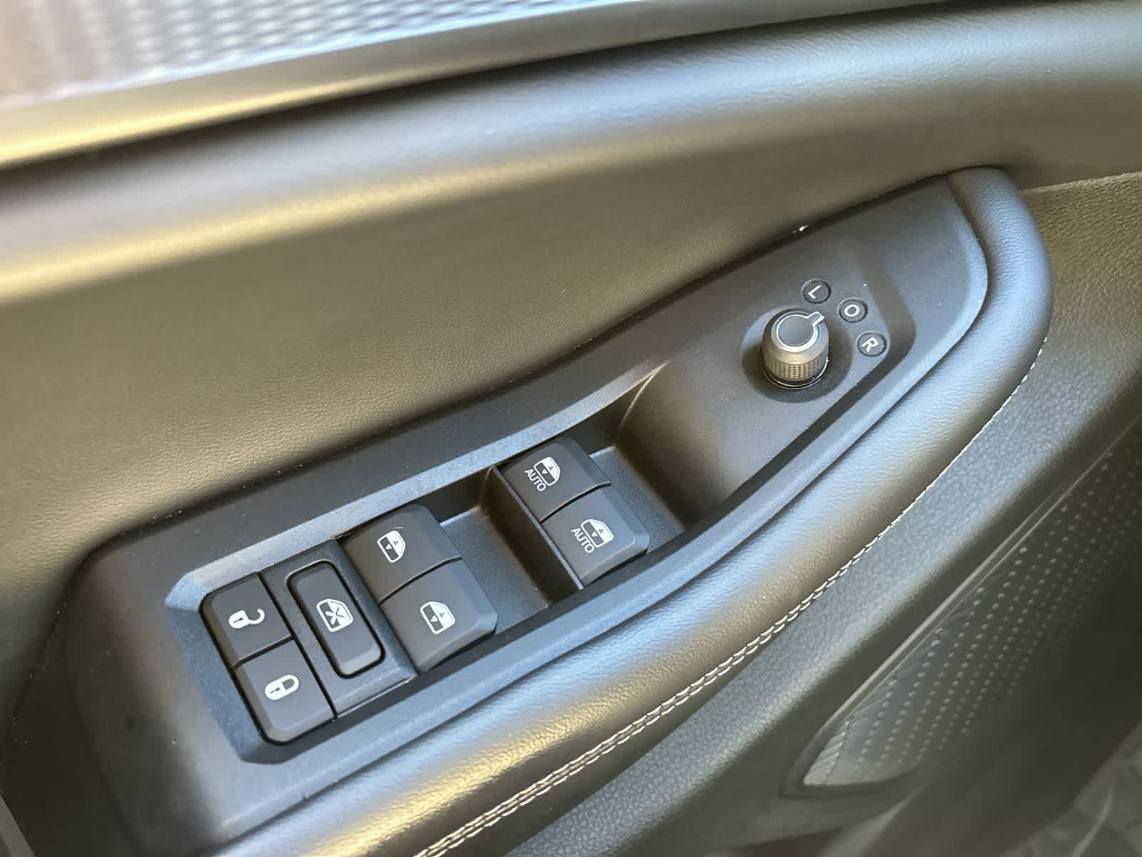 Certified 2023 Jeep Grand Cherokee Altitude AWD/4WD image 9