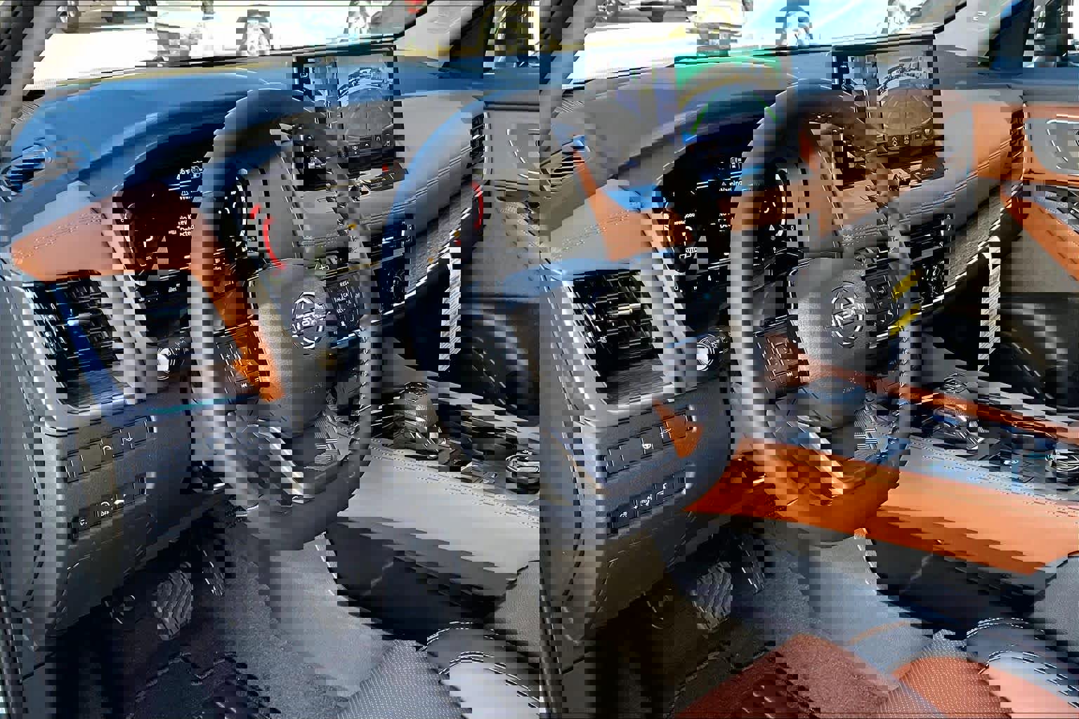 New 2026 Nissan Rogue Platinum w/ Tech Package image 8