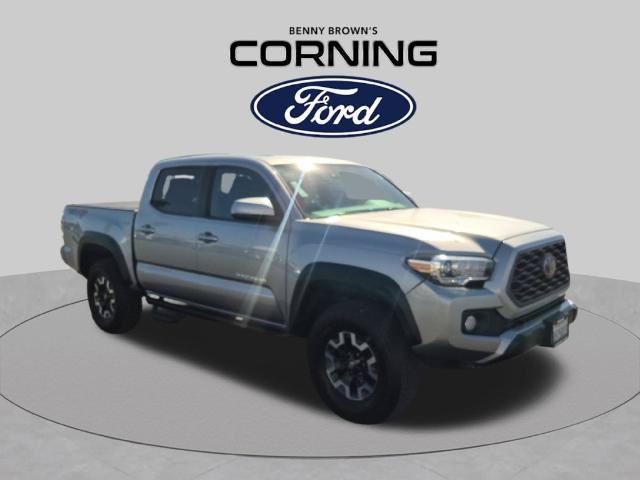 Used 2020 Toyota Tacoma TRD Off-Road w/ TRD Premium Off Road Package AWD/4WD image 7