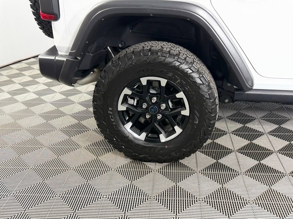 Used 2025 Jeep Wrangler Unlimited Rubicon 4xe w/ Convenience Group image 13