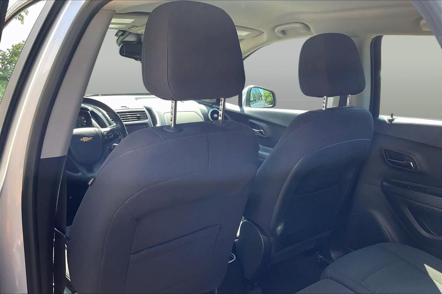 Used 2016 Chevrolet Trax LS FWD image 20