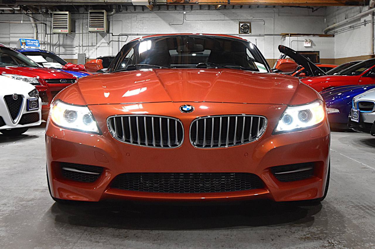 Used 2015 BMW Z4 sDrive35is RWD image 3