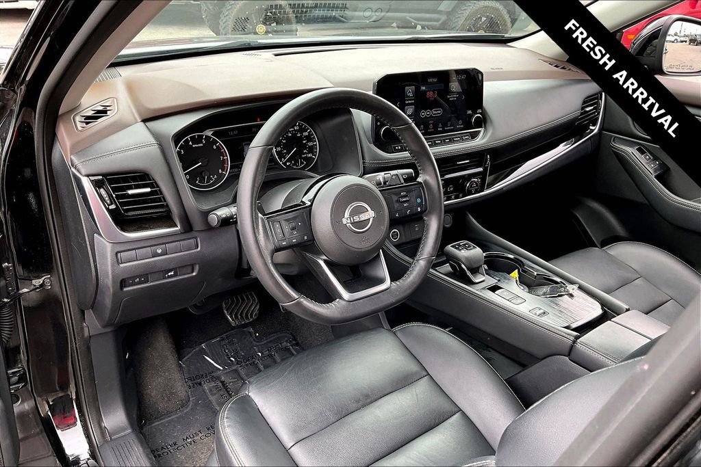 Used 2022 Nissan Rogue SL w/ SL Premium Package FWD image 16
