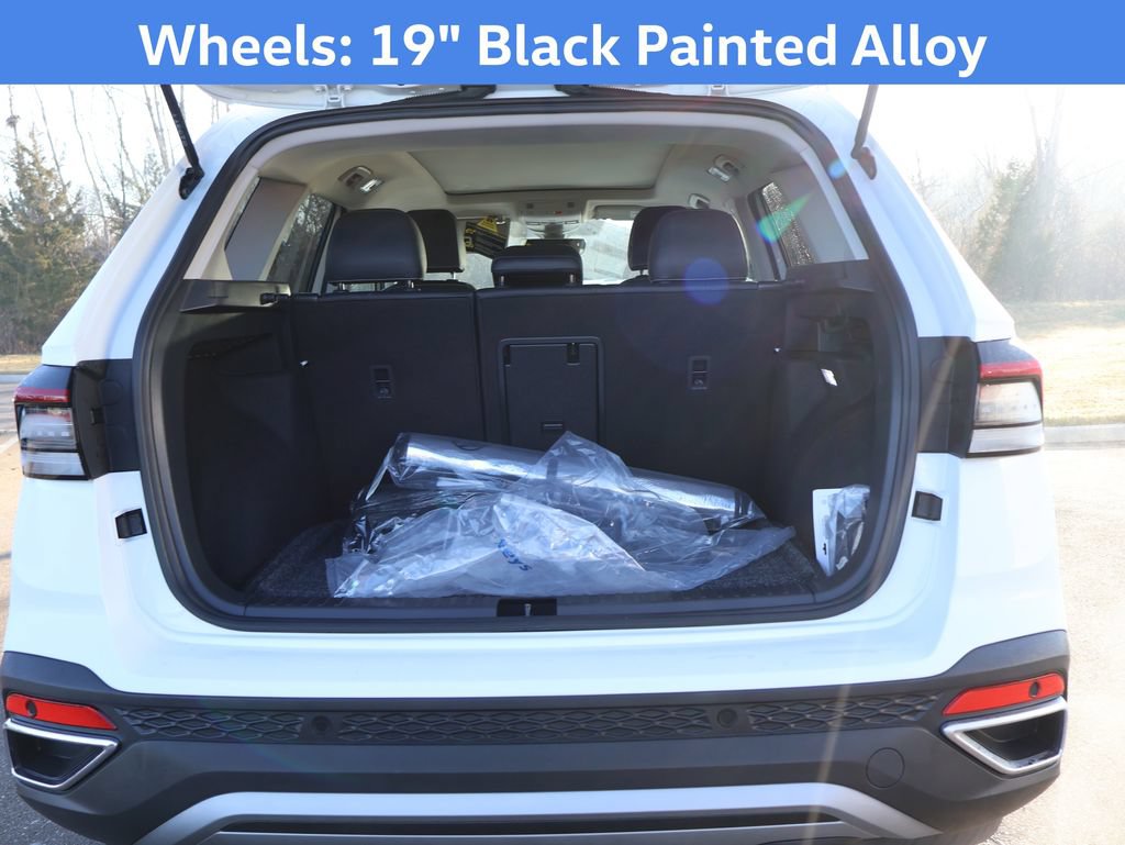 New 2026 Volkswagen Taos SEL AWD/4WD image 14