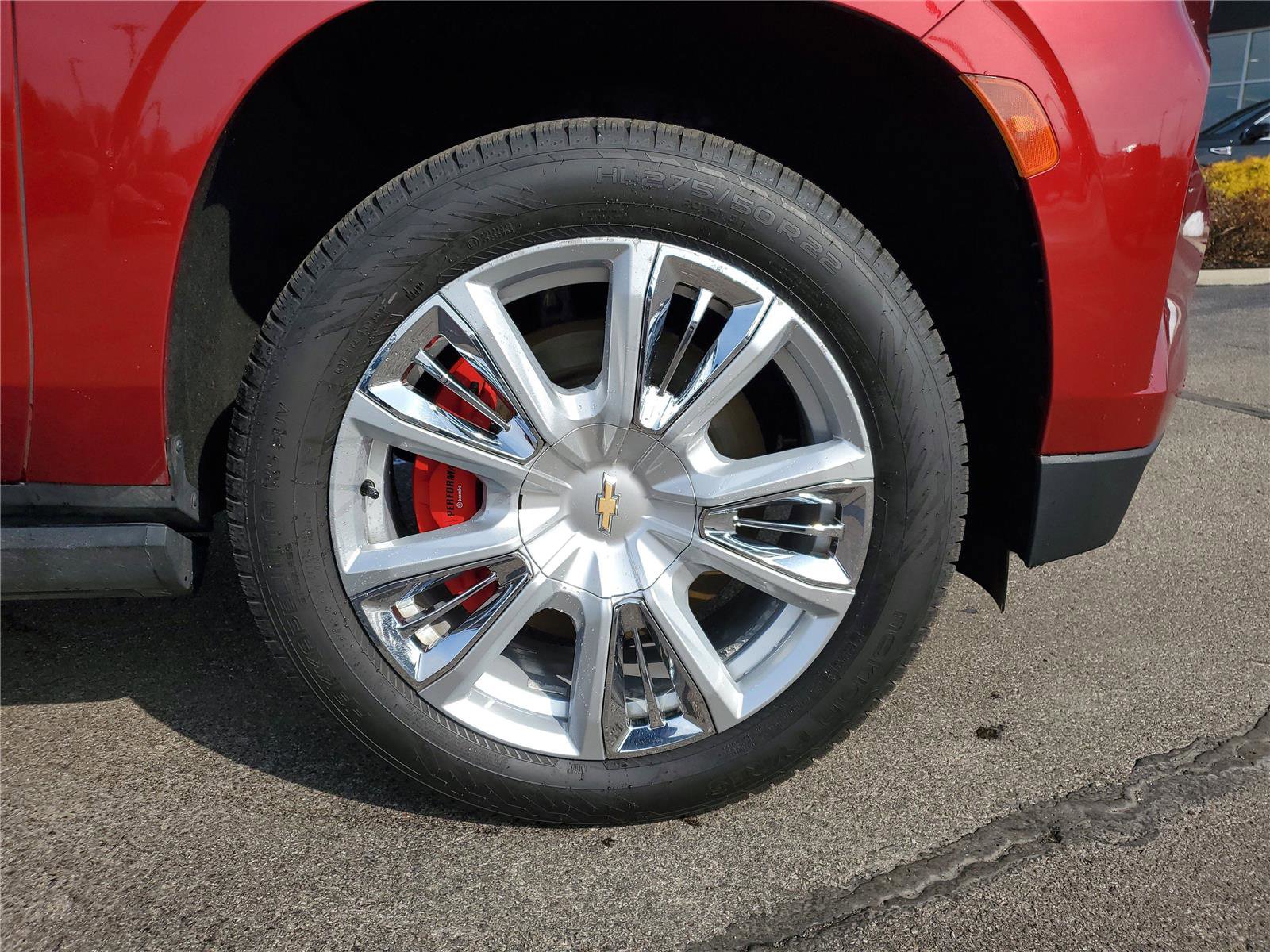 Used 2021 Chevrolet Tahoe High Country w/ Premium Package AWD/4WD image 5