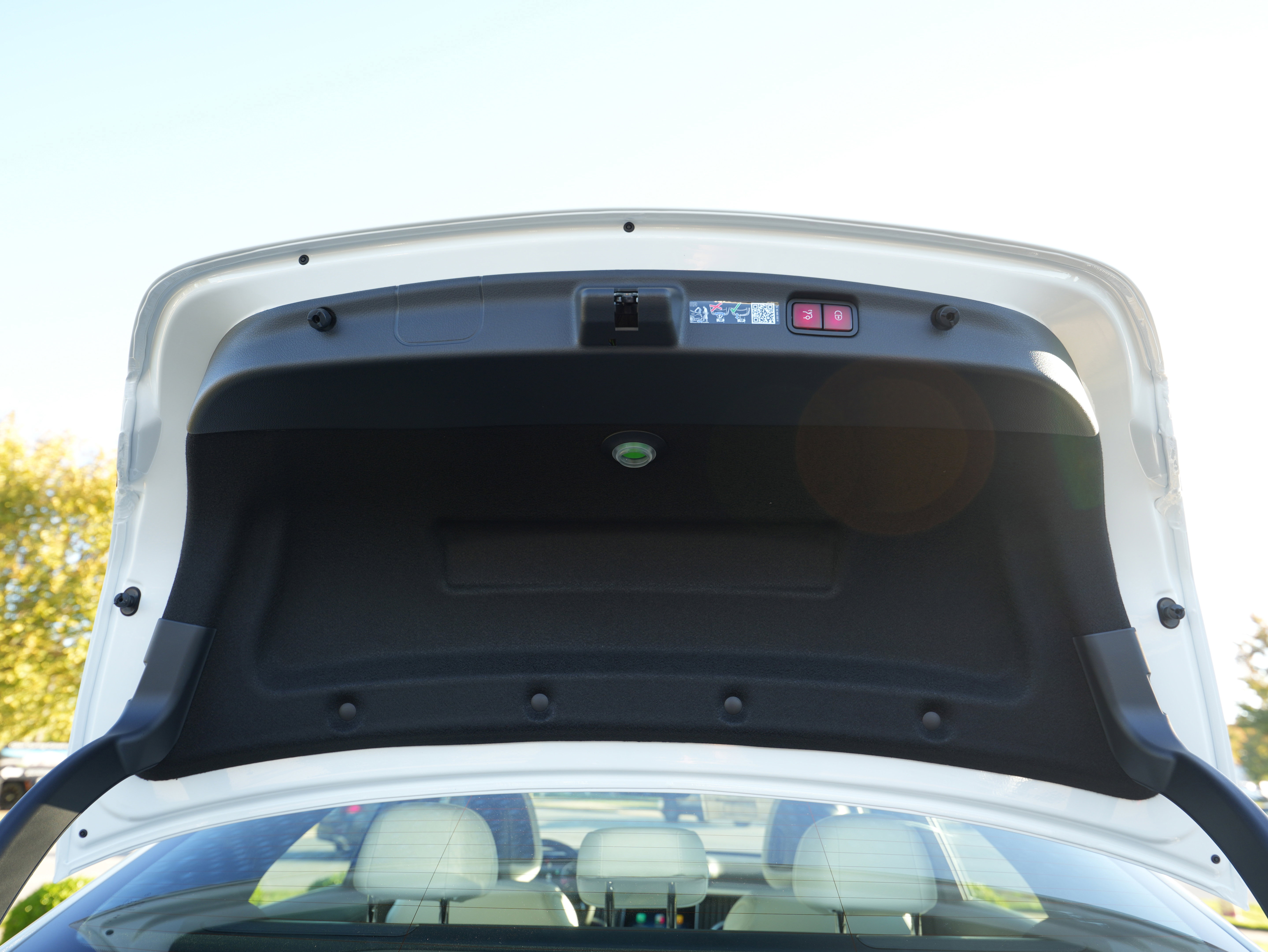 New 2026 Mercedes-Benz C 300 4MATIC Sedan image 17