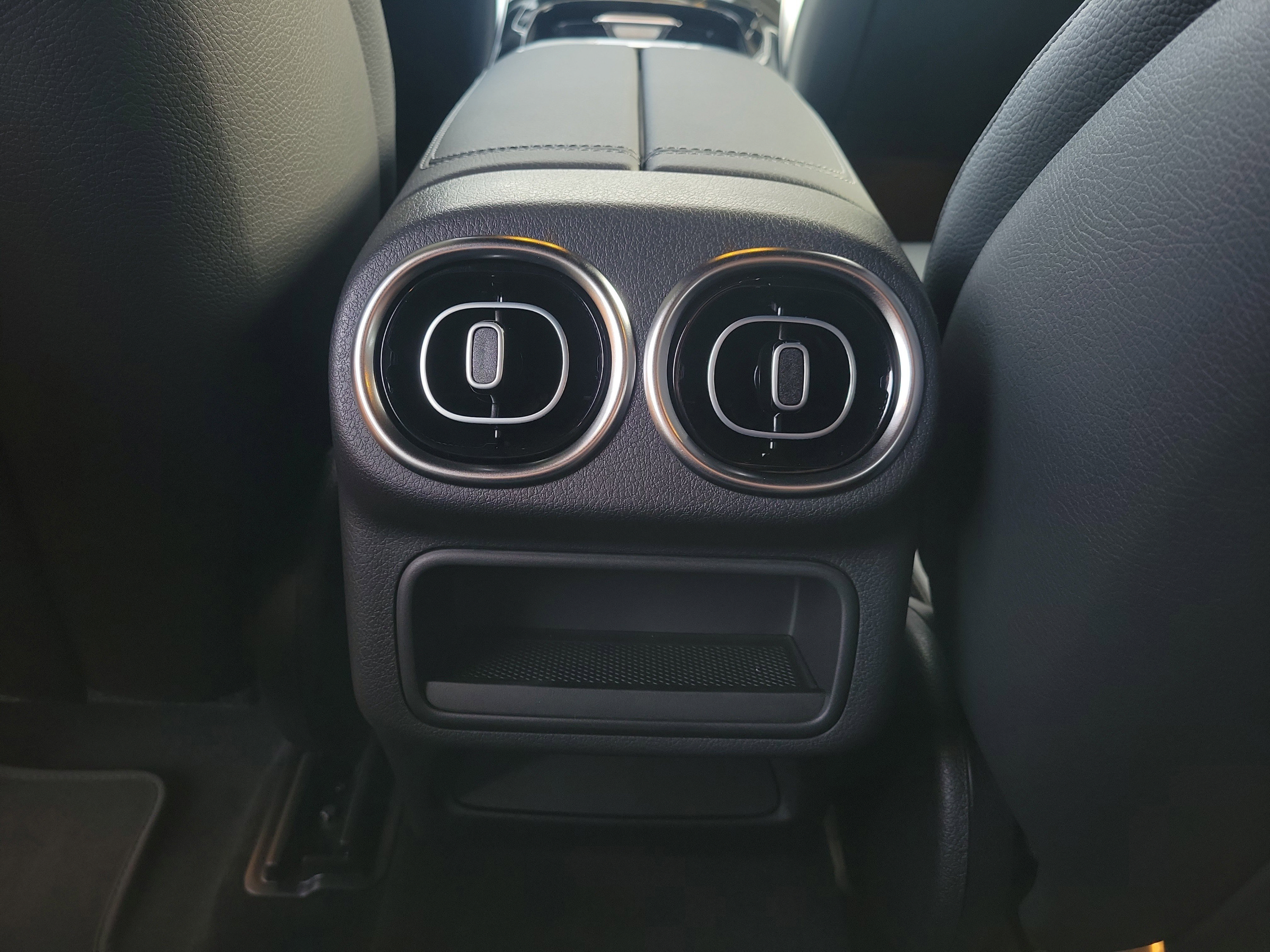 Certified 2026 Mercedes-Benz GLC 300 image 11