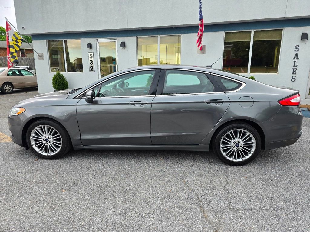 Used 2014 Ford Fusion SE w/ Equipment Group 202A FWD image 7