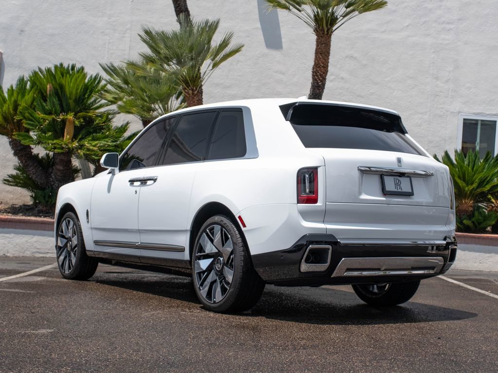 Used 2025 Rolls-Royce Cullinan AWD/4WD image 47