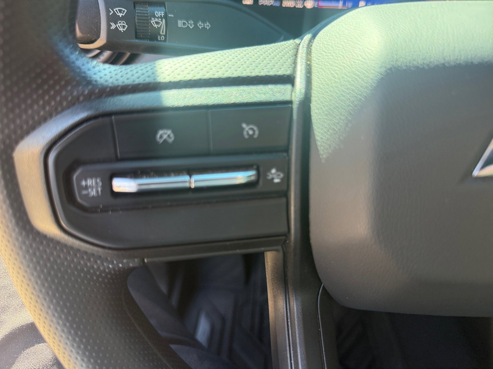 Used 2024 Chevrolet Colorado Trail Boss image 20