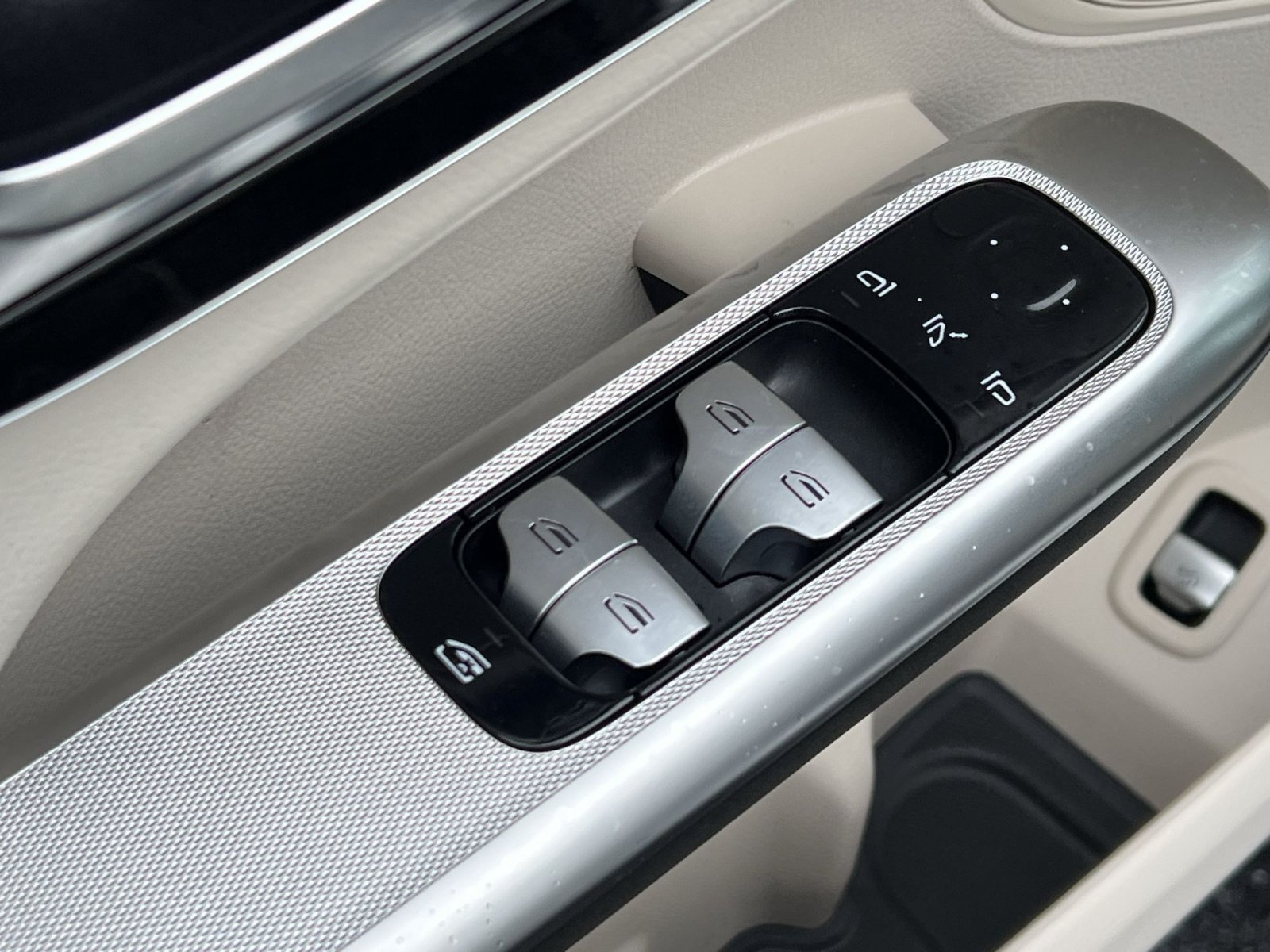 Certified 2026 Mercedes-Benz GLC 300 4MATIC image 20