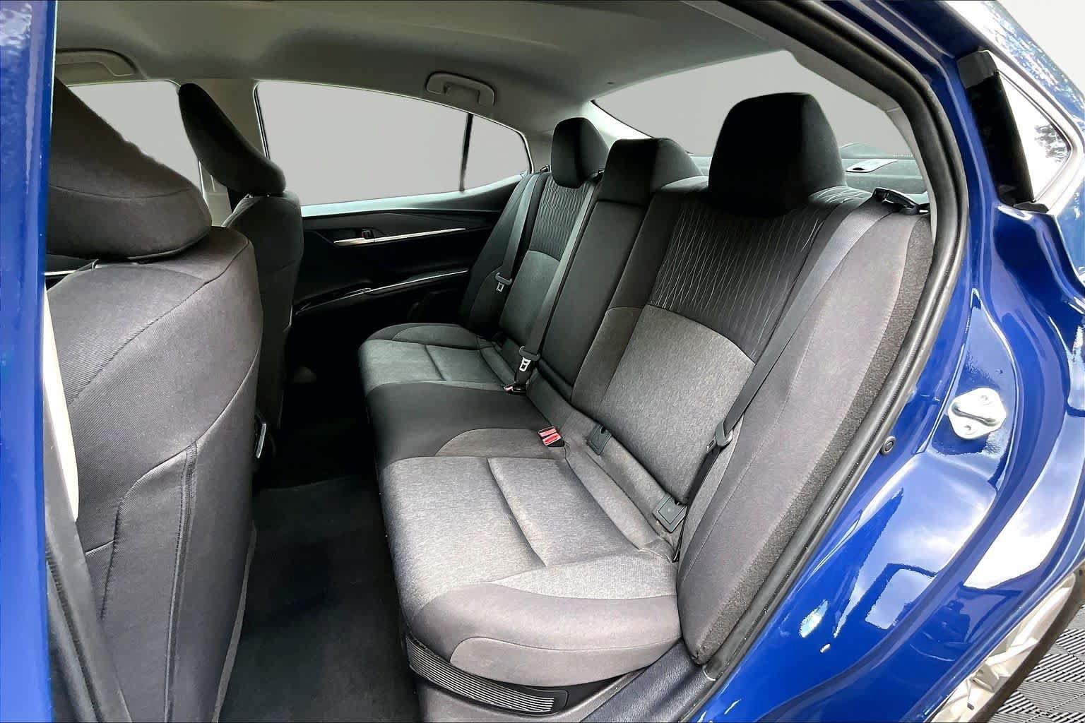 Used 2025 Toyota Camry LE FWD image 21