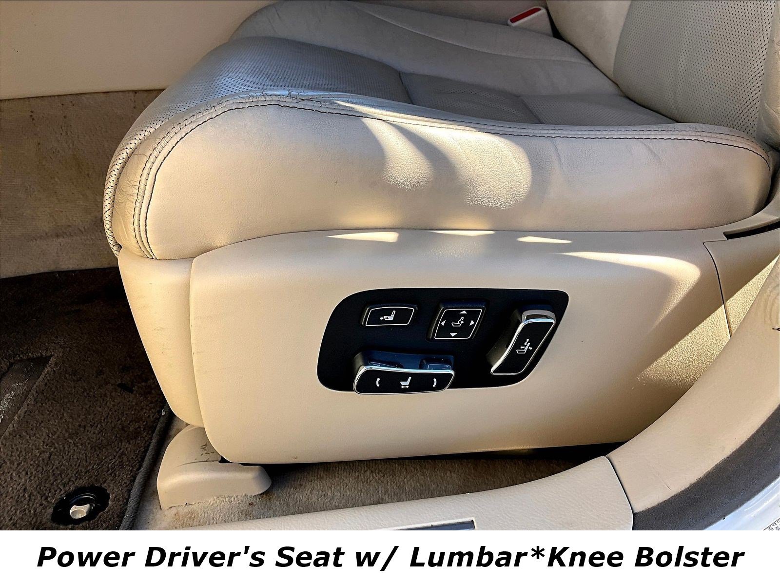 Used 2013 Lexus LS 460 AWD w/ Comfort Pkg image 38