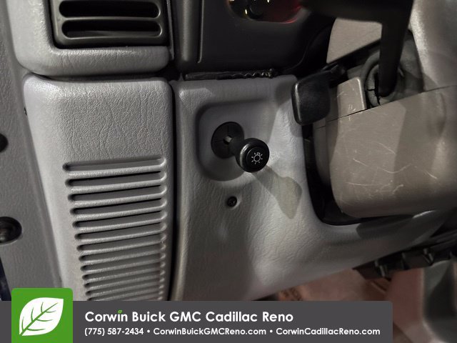 Used 1997 Jeep Wrangler SE AWD/4WD image 25
