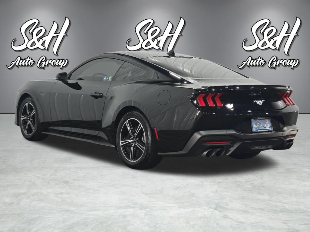 Used 2025 Ford Mustang Premium RWD image 18