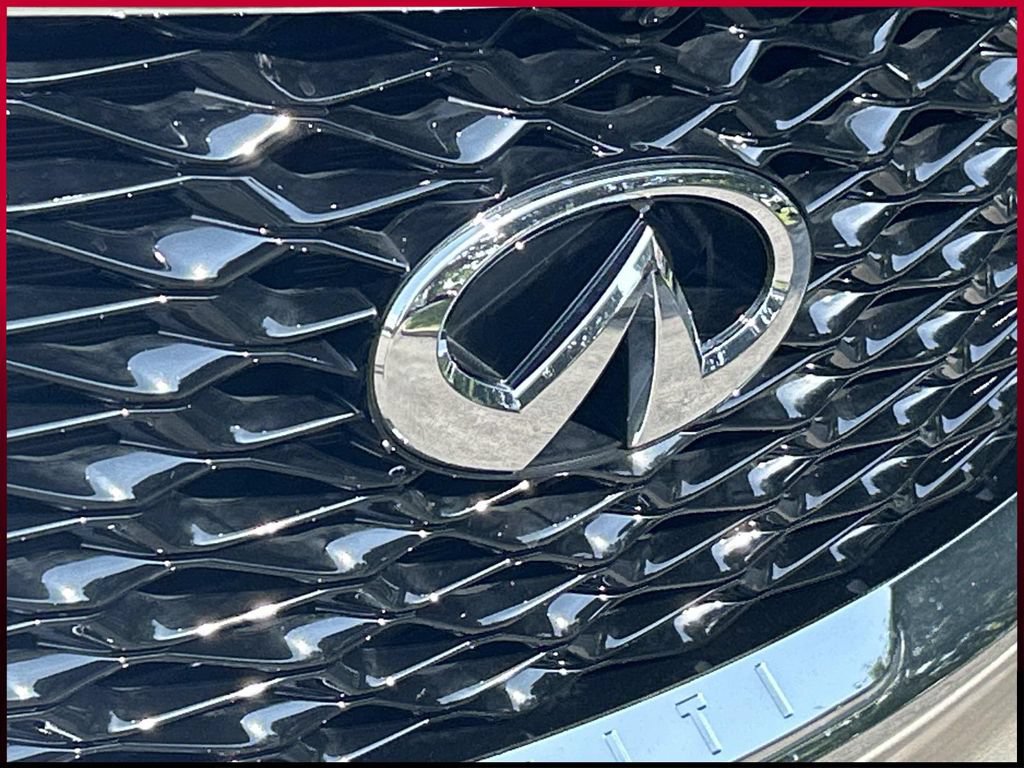 Used 2023 INFINITI QX60 Sensory FWD image 11