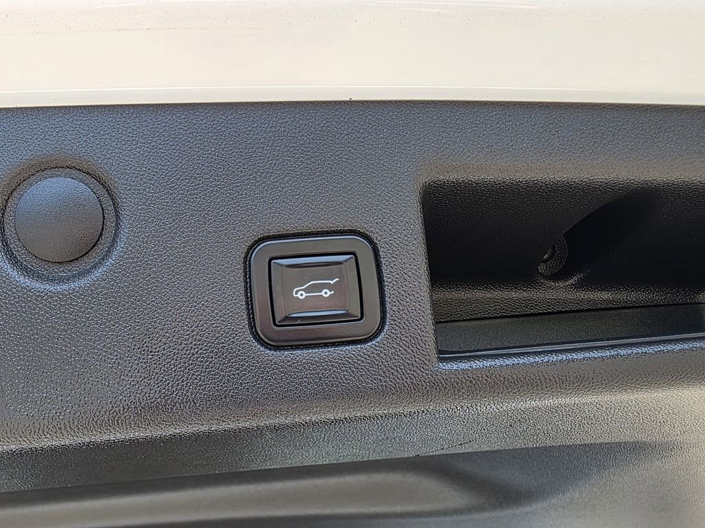 Certified 2020 Chevrolet Equinox LT AWD/4WD image 38