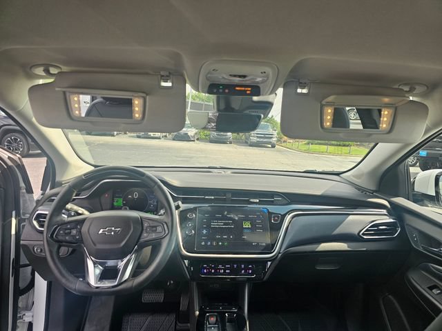 Used 2023 Chevrolet Bolt EUV Premier w/ Super Cruise Package FWD image 19
