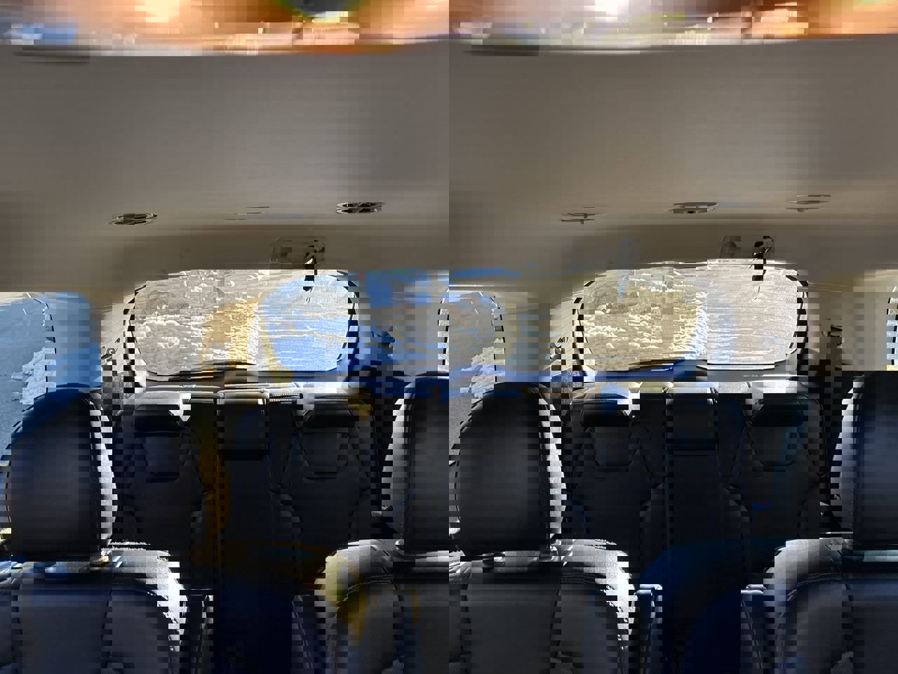 Used 2023 Kia Telluride S image 23