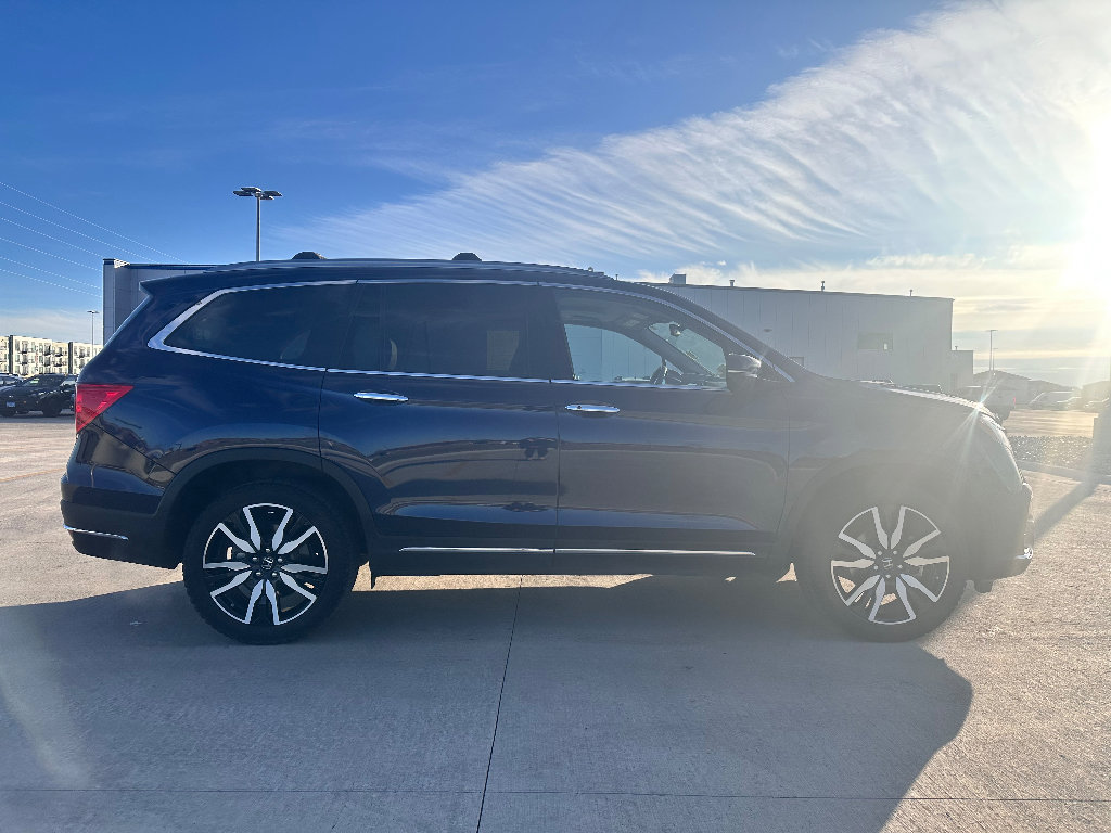 Used 2022 Honda Pilot Elite image 3