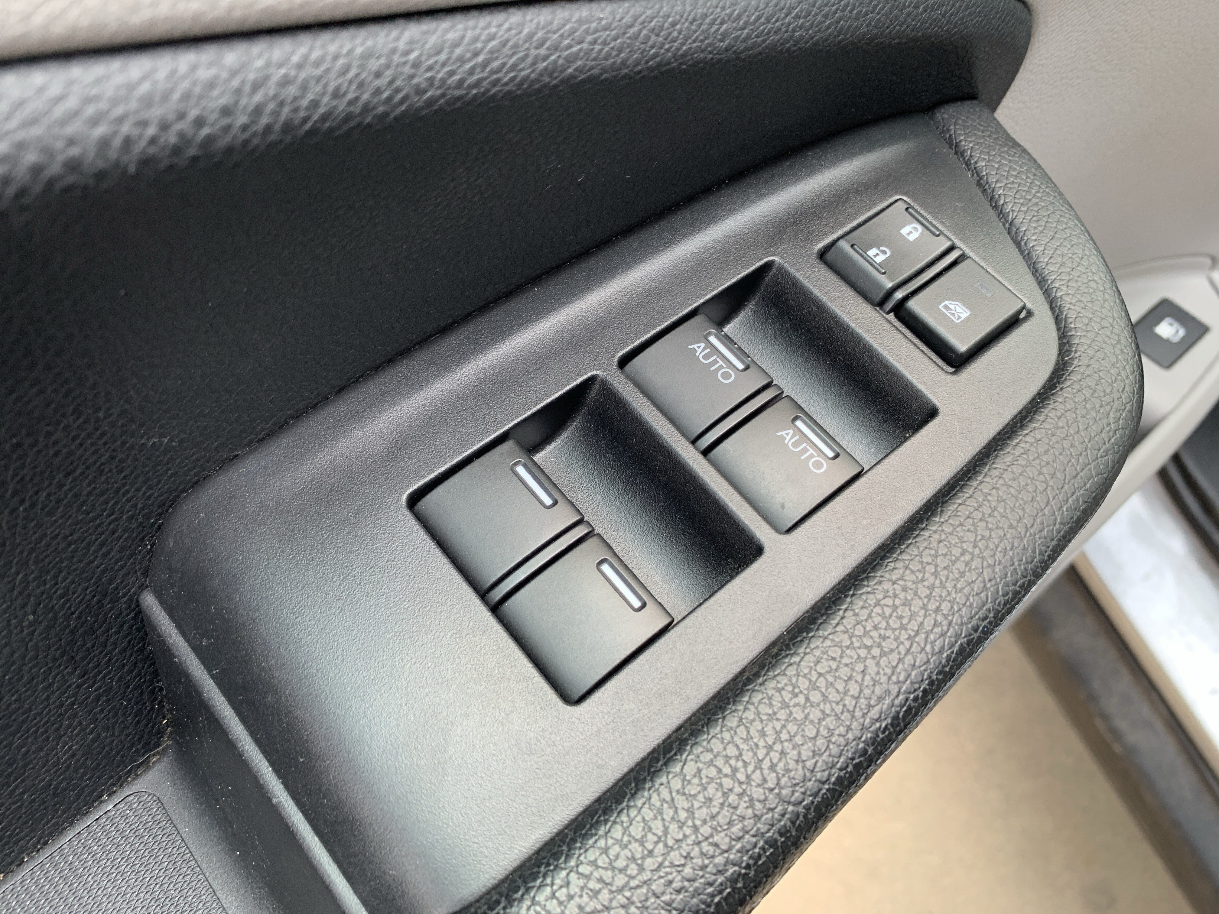 Used 2018 Honda Ridgeline RTL-T image 15