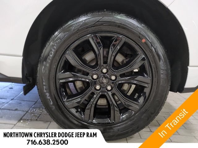 Used 2024 Ford Edge SE w/ Black Appearance Package AWD/4WD image 25