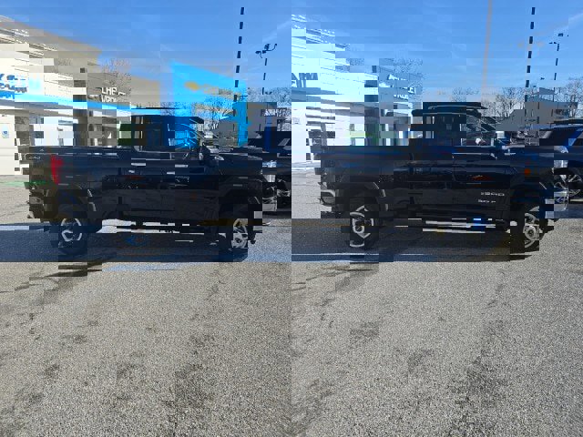 Used 2023 GMC Sierra 3500 SLT w/ SLT Convenience Package image 13