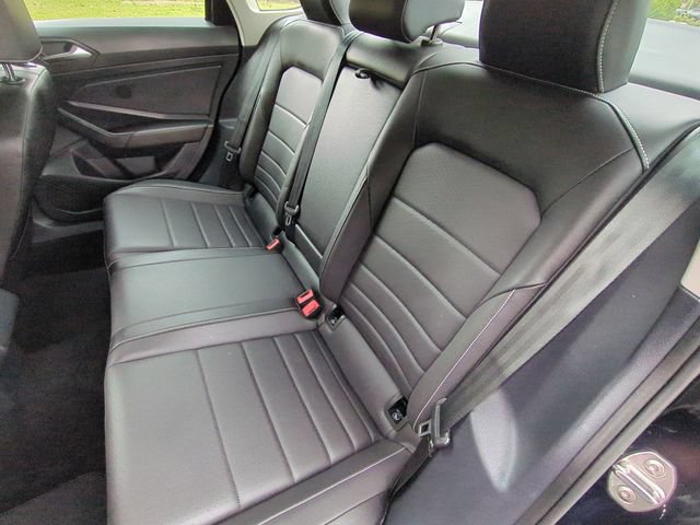Used 2024 Volkswagen Jetta SE FWD image 28