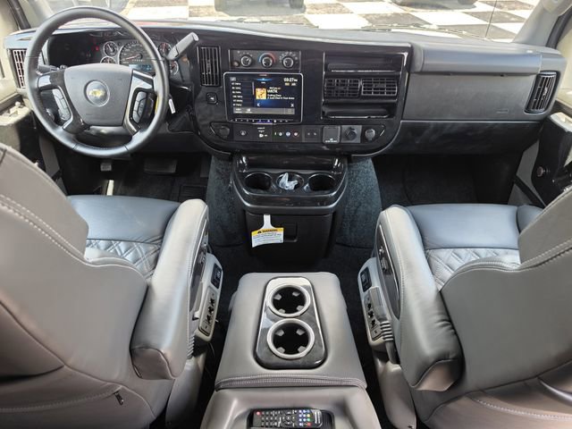 New 2024 Chevrolet Express 2500 Extended image 15