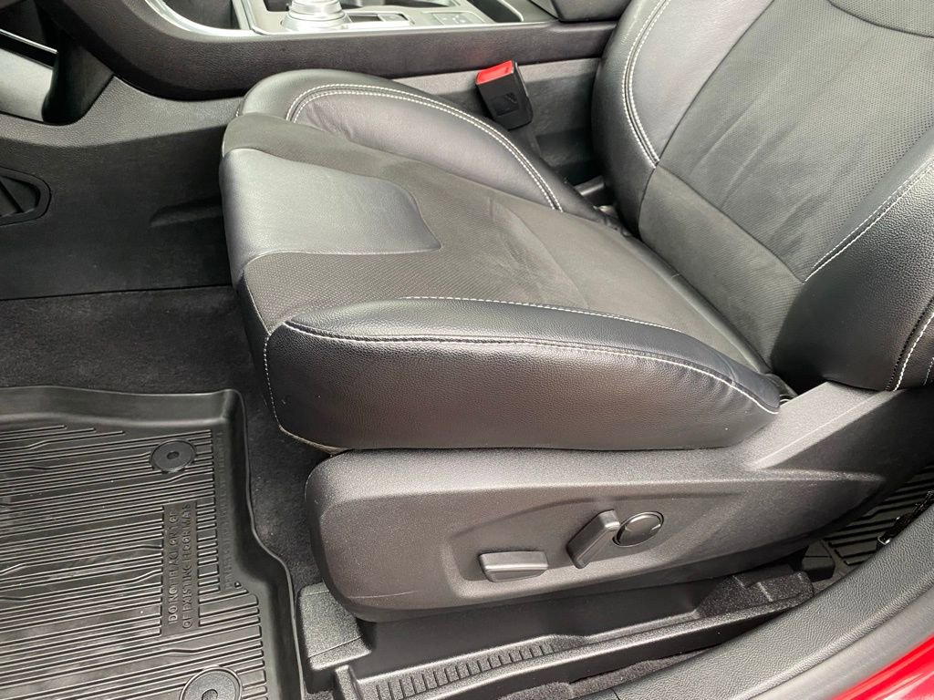 Used 2024 Ford Edge ST w/ Equipment Group 401A AWD/4WD image 27