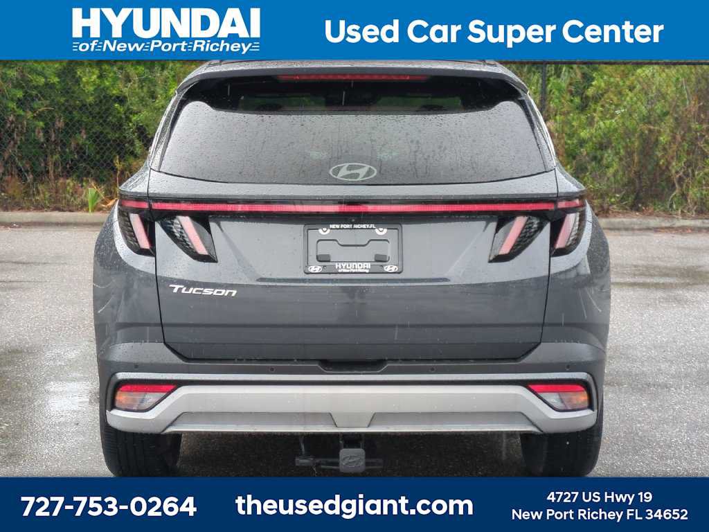 Used 2025 Hyundai Tucson Limited FWD image 4