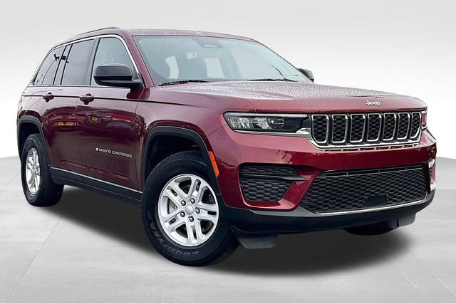 Used 2023 Jeep Grand Cherokee Laredo