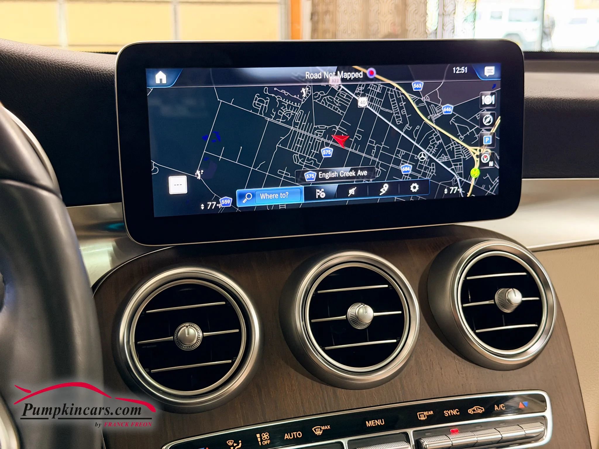 Used 2022 Mercedes-Benz GLC 300 4MATIC w/ Multimedia Package Lite image 32