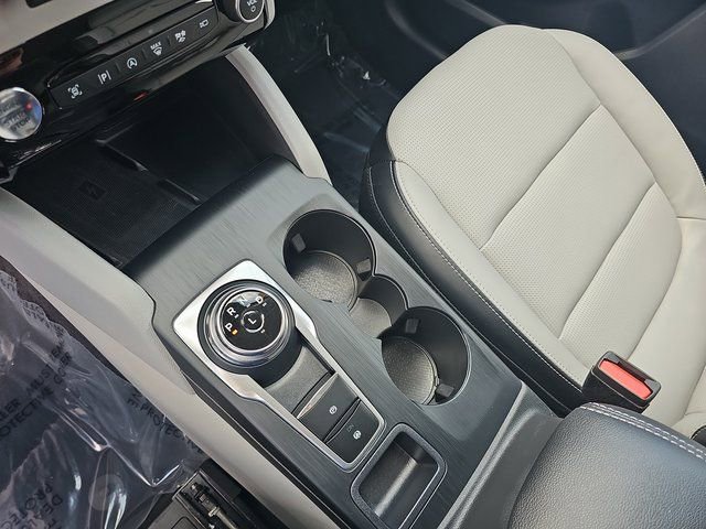 Used 2023 Ford Escape Platinum image 25