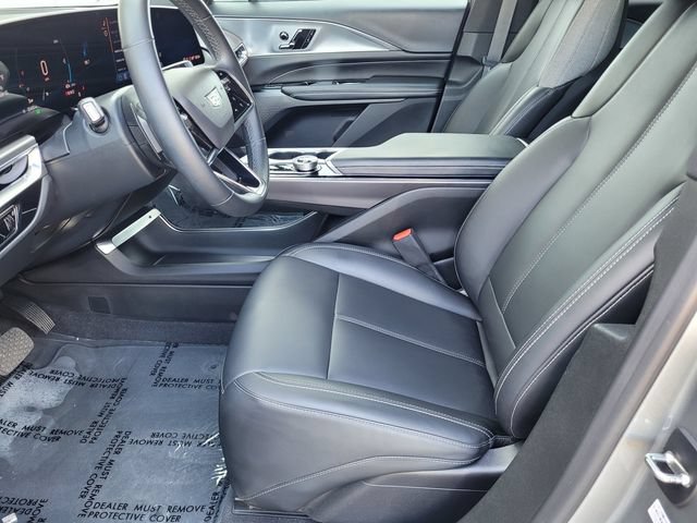 Used 2024 Cadillac Lyriq Tech RWD image 17