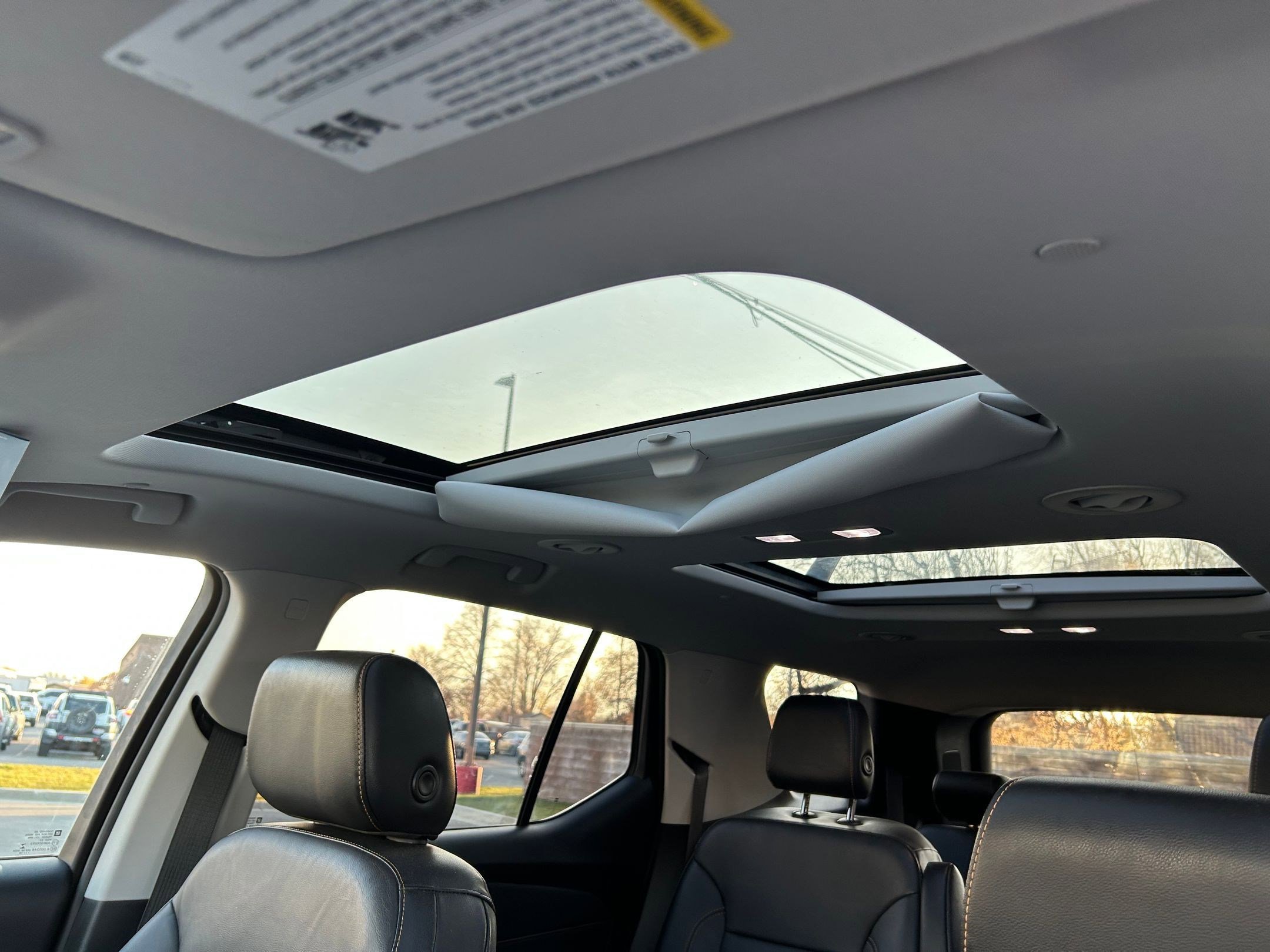 Used 2018 Chevrolet Traverse LT image 30