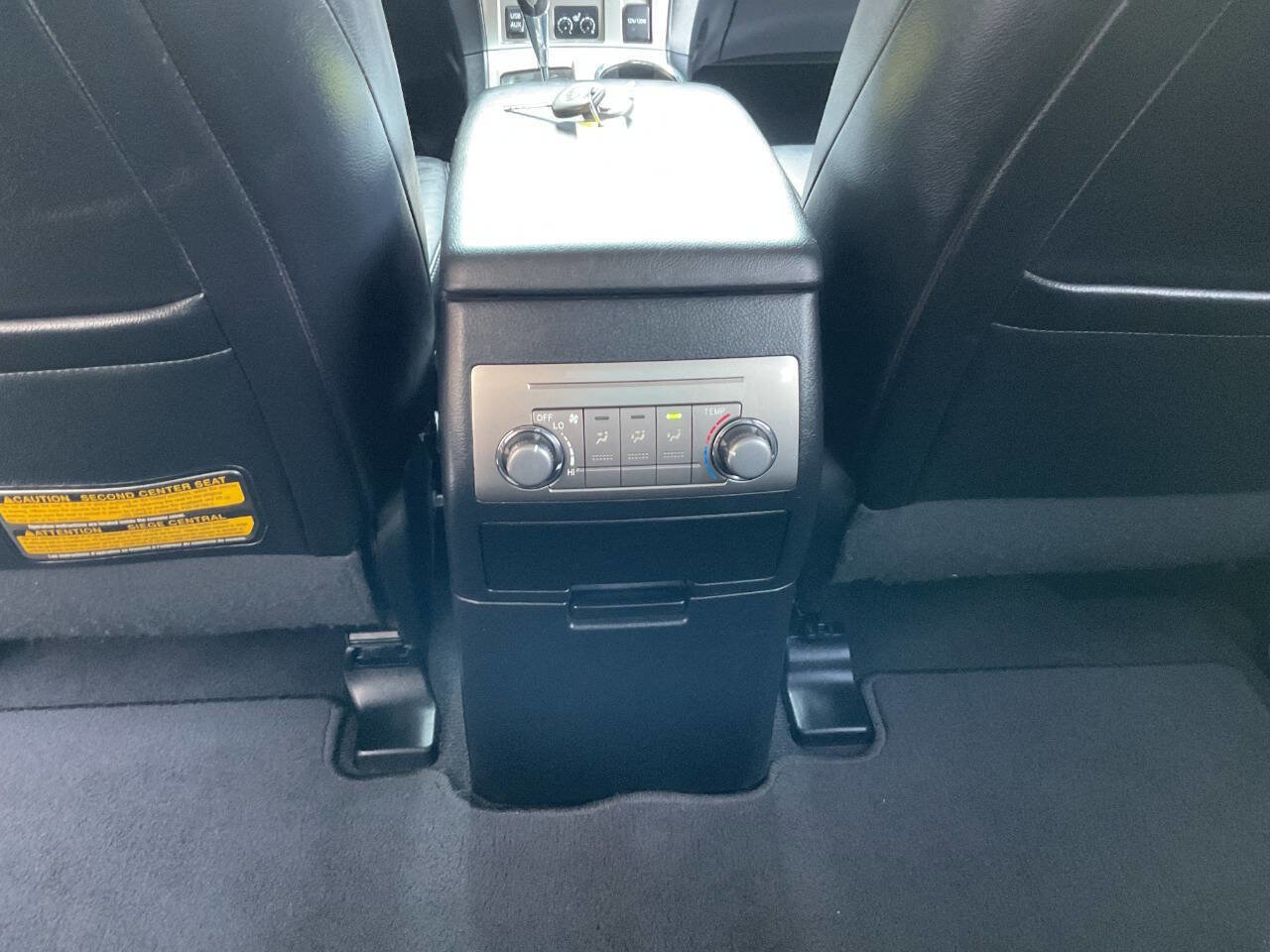 Used 2012 Toyota Highlander SE w/ Tow Pkg AWD/4WD image 37