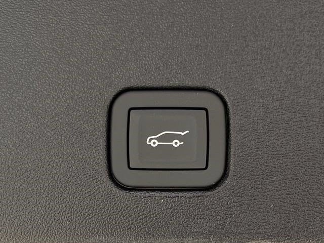 New 2026 Cadillac Optiq V w/ Magnus Launch Edition AWD/4WD image 24