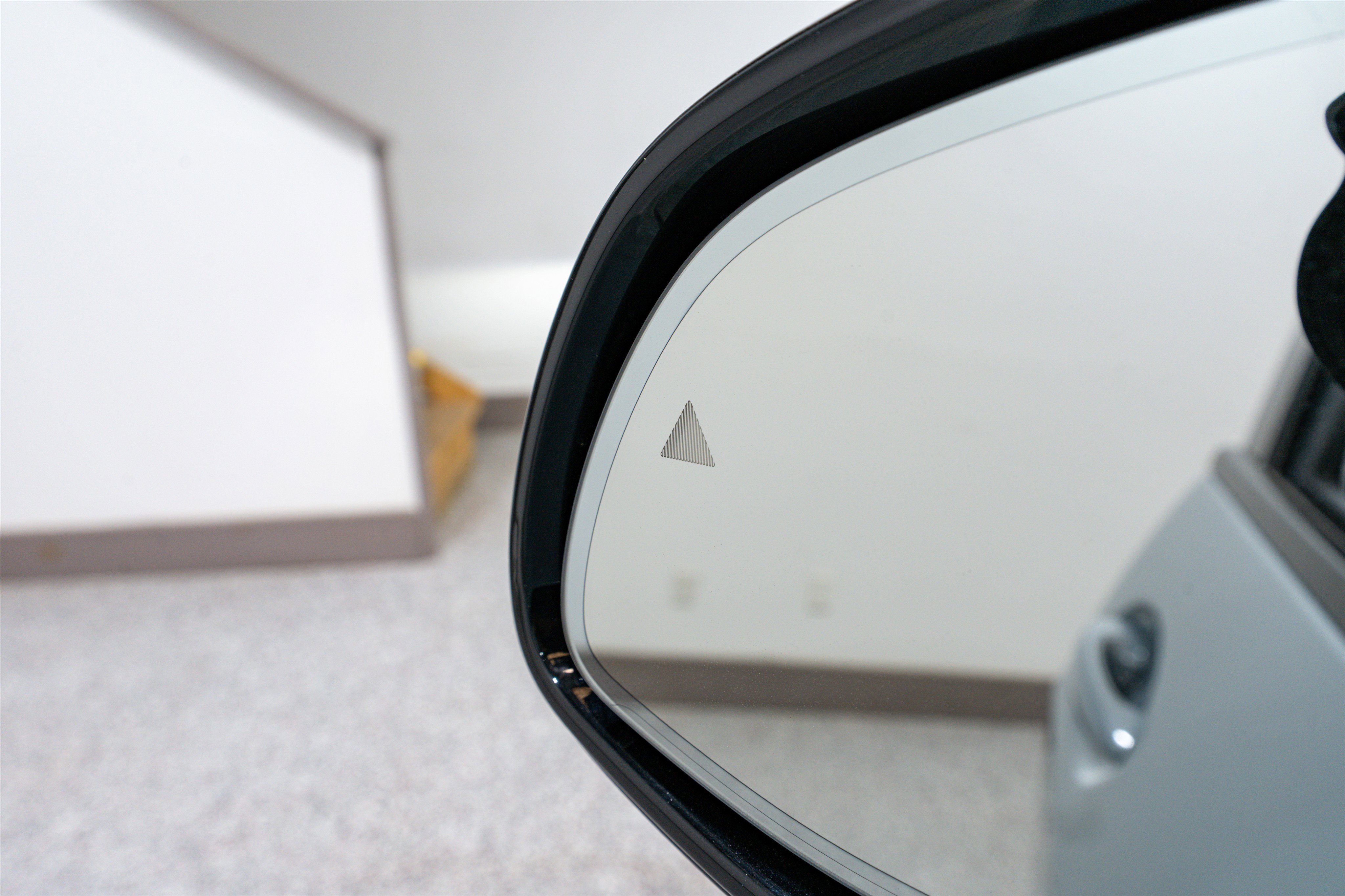 Used 2024 BMW X7 xDrive40i w/ M Sport Package image 13