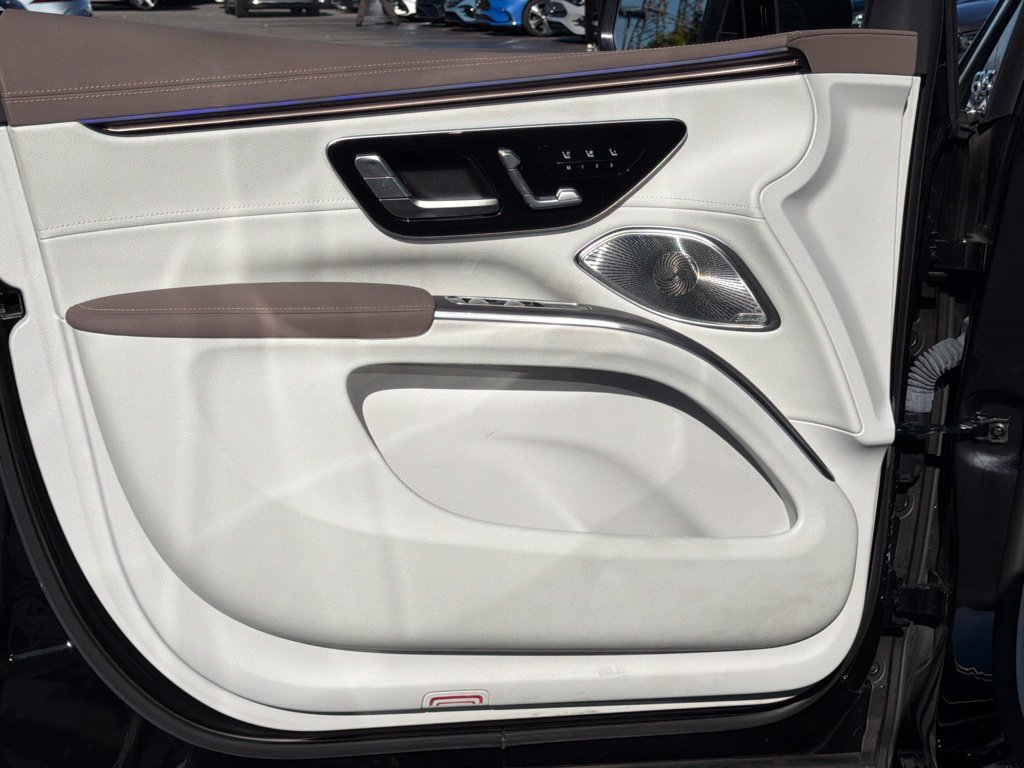 Certified 2023 Mercedes-Benz EQS 580 4MATIC SUV image 19